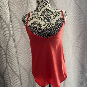 I have a gym workout top !